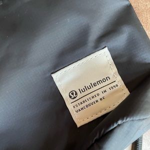 Lululemon crossbody bag New!
